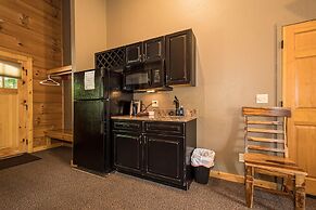 The Lodges at Sunset Village