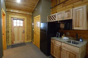 The Lodges at Sunset Village