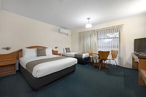 Pegasus Motor Inn and Serviced Apartments