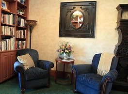 Bybee's Historic Inn