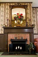 Bybee's Historic Inn