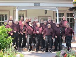 Bybee's Historic Inn