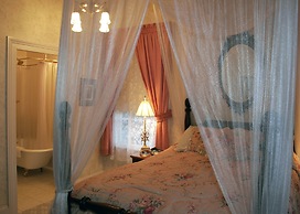 Bybee's Historic Inn