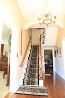 Bybee's Historic Inn