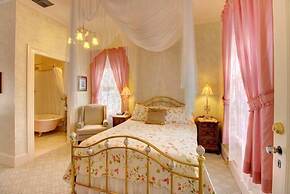 Bybee's Historic Inn