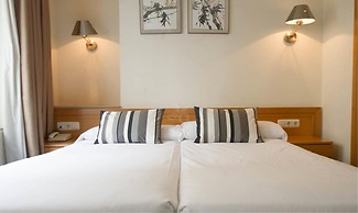 Hotel Zaragoza Plaza