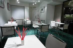 Hotel Zaragoza Plaza