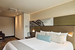 EK Hotel By Preferred Hotels Group