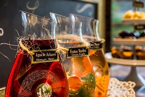 EK Hotel By Preferred Hotels Group