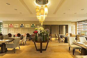 EK Hotel By Preferred Hotels Group