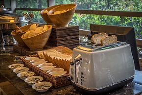 EK Hotel By Preferred Hotels Group