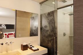 EK Hotel By Preferred Hotels Group