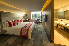 EK Hotel By Preferred Hotels Group