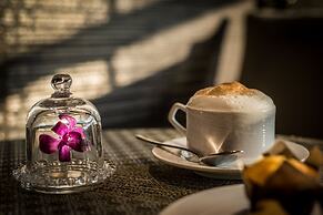 EK Hotel By Preferred Hotels Group