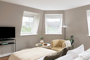 Cove Minshull Street