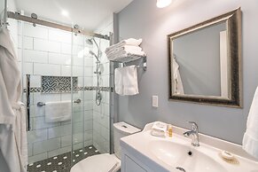 Abacot Hall Bed & Breakfast