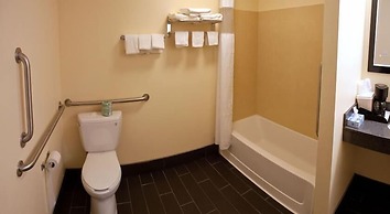 Comfort Inn Ballard-Roosevelt