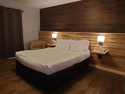 Timberland Inn