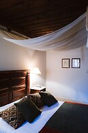 Trikolonion Country Hotel