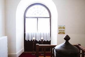 Trikolonion Country Hotel