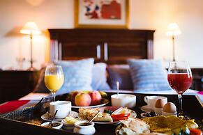 Trikolonion Country Hotel