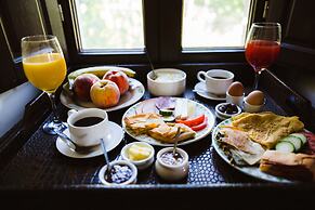 Trikolonion Country Hotel