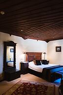 Trikolonion Country Hotel