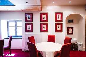 Trikolonion Country Hotel