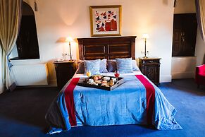 Trikolonion Country Hotel