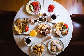 Trikolonion Country Hotel