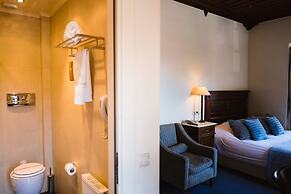 Trikolonion Country Hotel