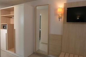 Aristoteles Holiday Resort & Spa