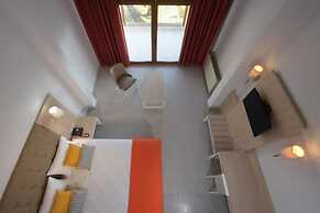 Aristoteles Holiday Resort & Spa