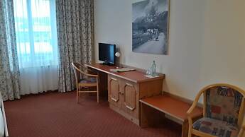 Hotel & Gasthof Zur Post