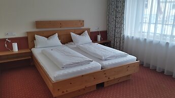 Hotel & Gasthof Zur Post