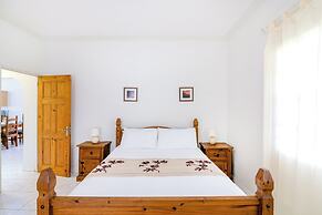 Woburn Villa Apartments