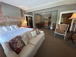 William Watson Hotel