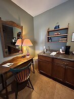 William Watson Hotel