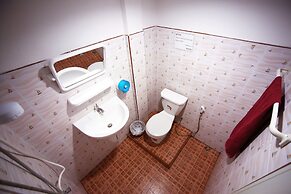 Lotus Friendly Hotel