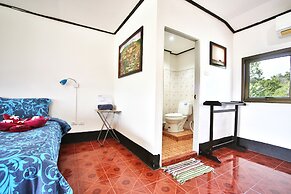 Lotus Friendly Hotel