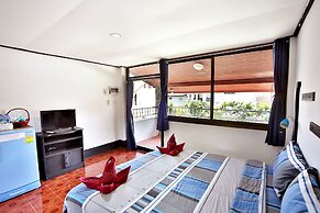 Lotus Friendly Hotel