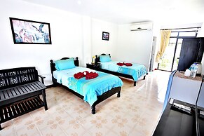 Lotus Friendly Hotel