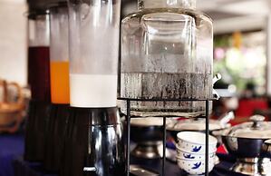 Lotus Friendly Hotel