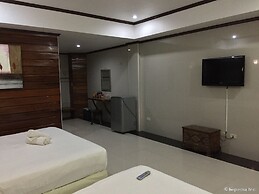 Dumaluan Beach Resort