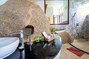 Sandalwood Luxury Villas