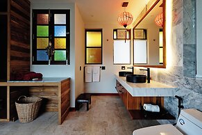 Sandalwood Luxury Villas