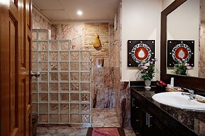 Sandalwood Luxury Villas