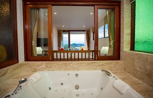 Sandalwood Luxury Villas