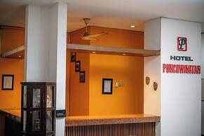 Poncowinatan Hotel