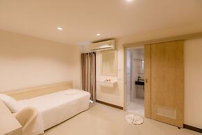 De Hug Hotel & Residence